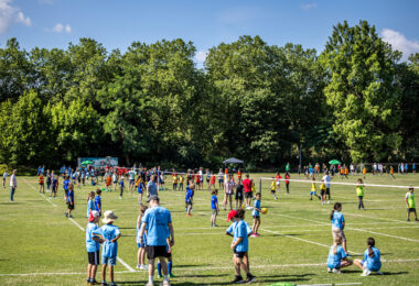 Faustball-Schulmeisterschaft sorgt für Sonne, Spaß und Sport!